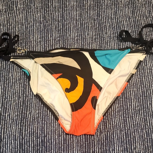 Trina Turk 2 pc bikini - Picture 5 of 10
